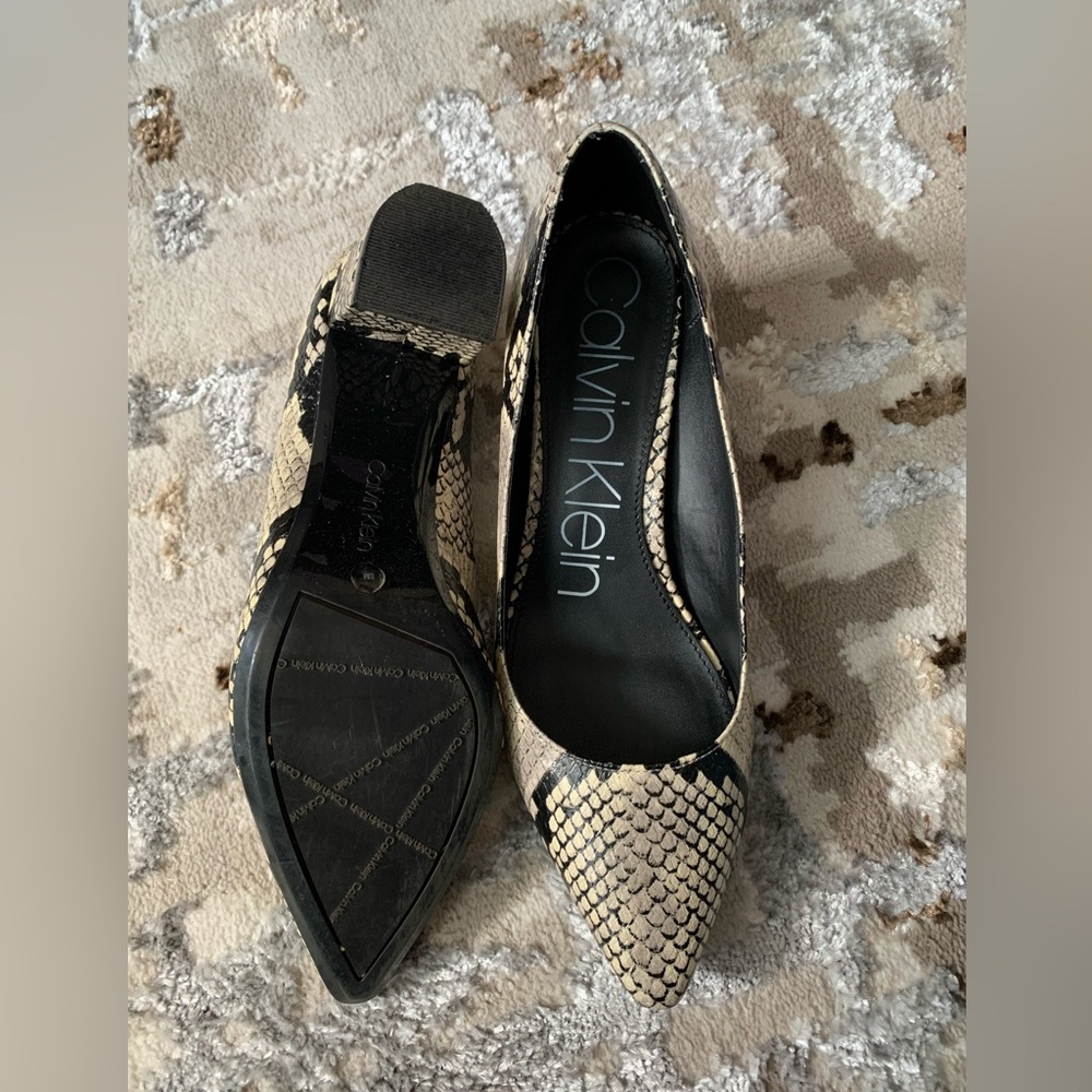 Calvin Klein Shoes - Picture 3 of 4